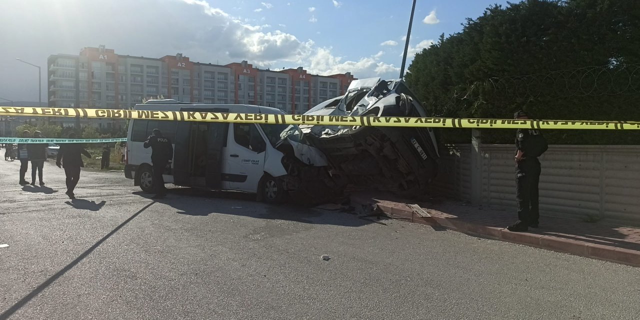 Konya’daki okul servislerinin kazasında sebep aşırı hız mı?