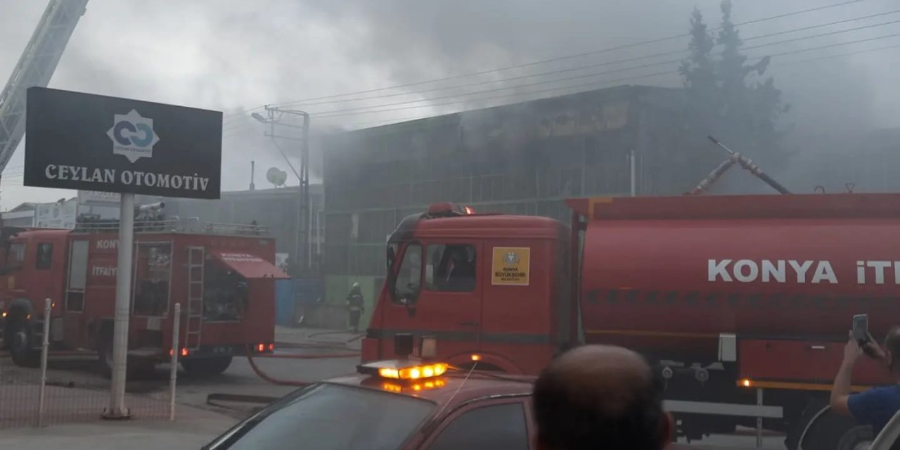 Konya’da sanayi sitesinde korkutan yangın