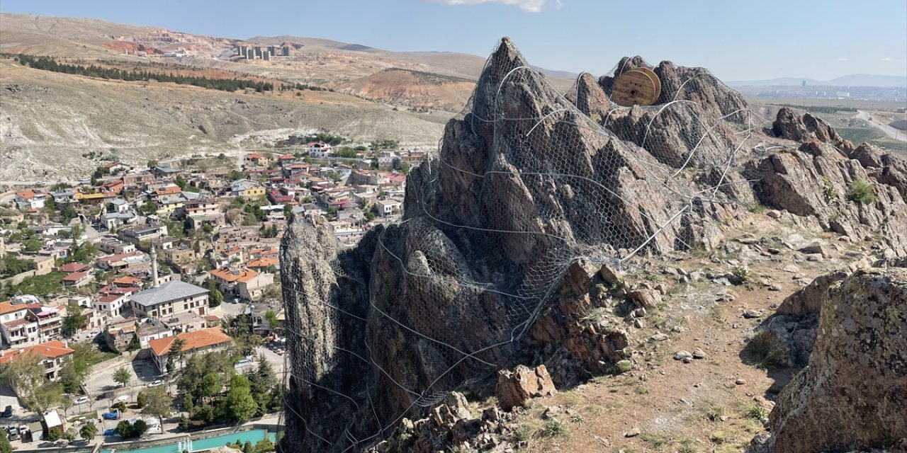 Konya’nın tarihi mahallesinde afet riskine karşı çalışma başlatıldı