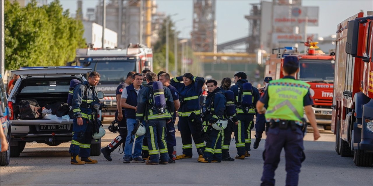 Gübre fabrikasında gaz sızıntısından etkilenen 2 kişi hayatını kaybetti