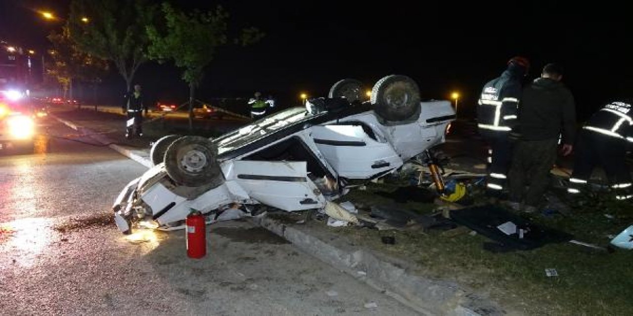 Otostop yapan üniversitelilerin bindiği otomobil takla attı: 5 yaralı