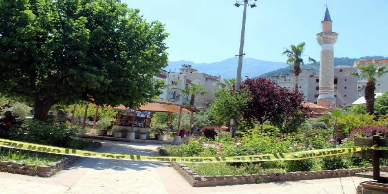 Cami bahçesinde silahlı saldırı uğrayan bir kişi öldü
