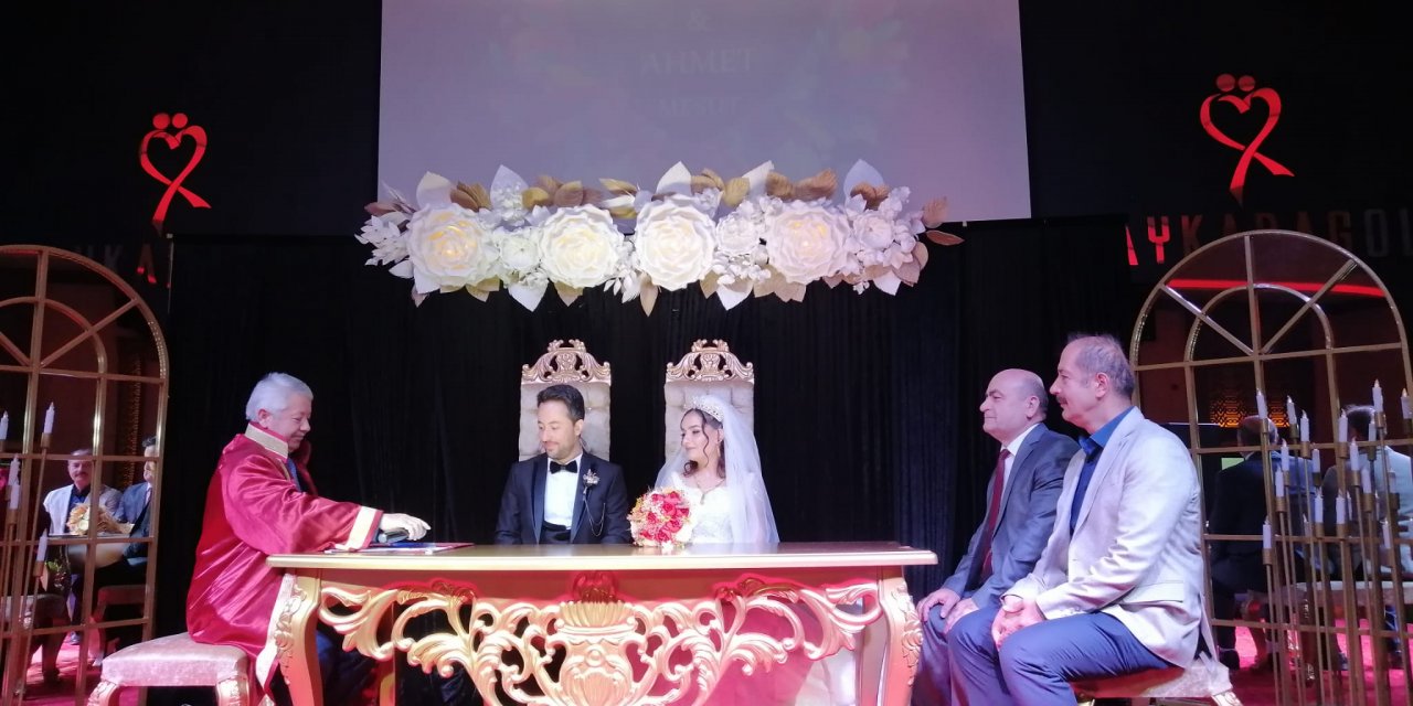 Gümüş ve Duran ailelerinin mutlu günü