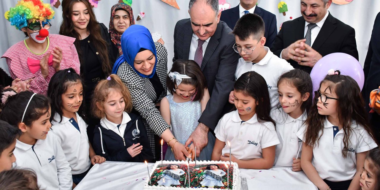 Konya Valisi Özkan, şehit polisimizin kızının doğum günü sevincine ortak oldu