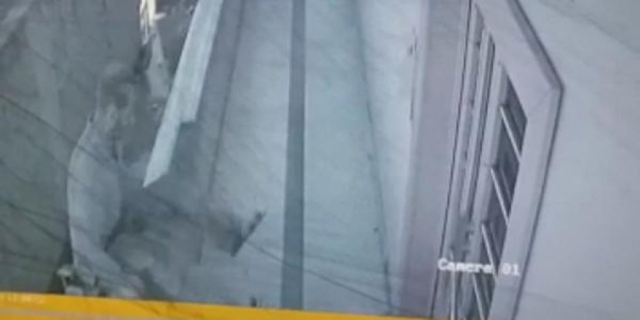 Oturduğu mermer kırıldı, 3 metreden düşerek öldü