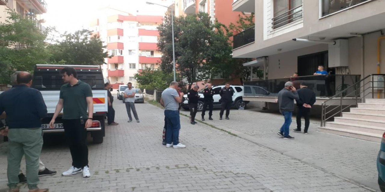 Boşanma aşamasındaki karısını öldürdü