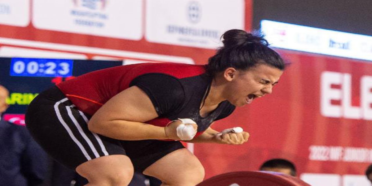 Gizli başladığı halterde dünya şampiyonu oldu