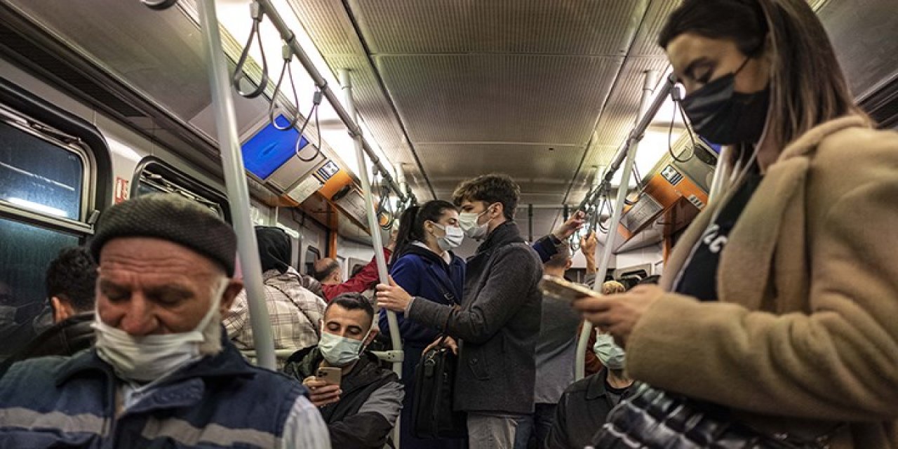 Son Dakika: Toplu taşımada maske zorunluluğu kalktı