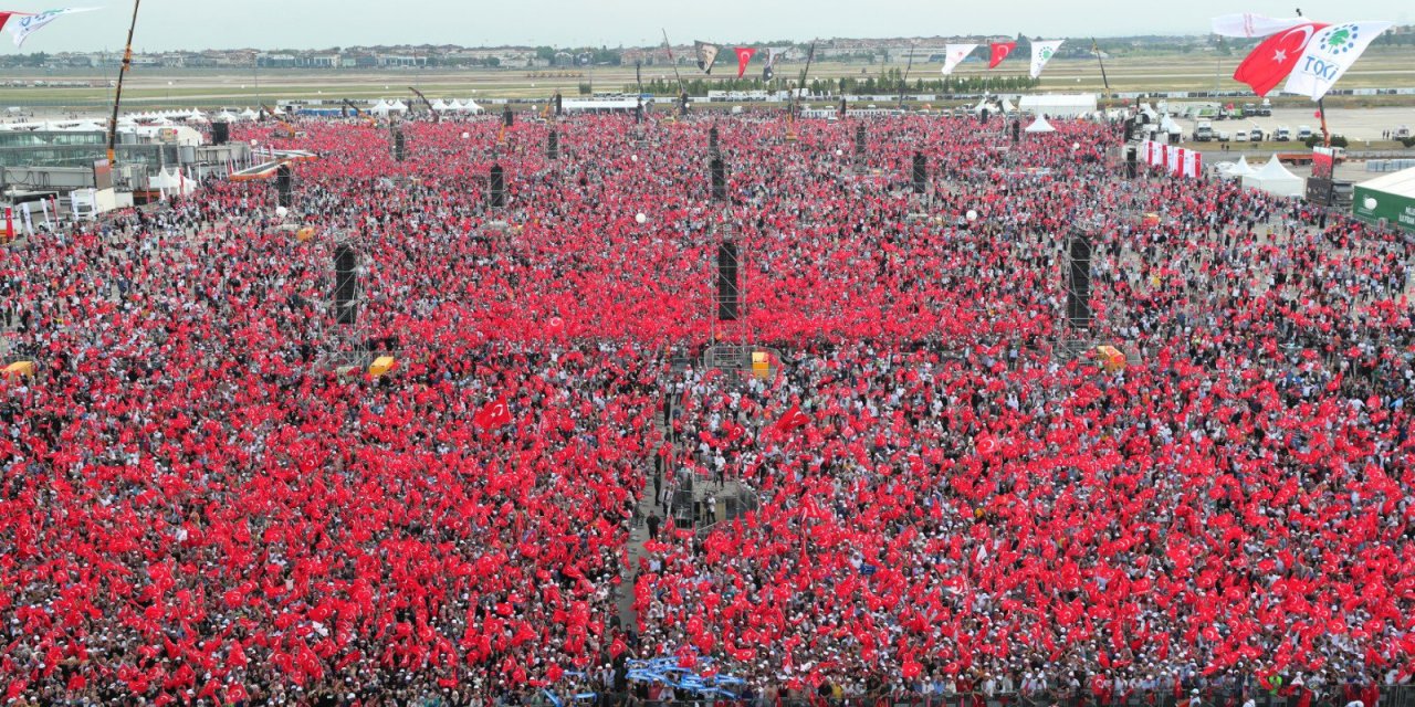 Fetih coşkusu! Alan hıncahınç doldu, katılımcı sayısını Cumhurbaşkanı Erdoğan açıkladı