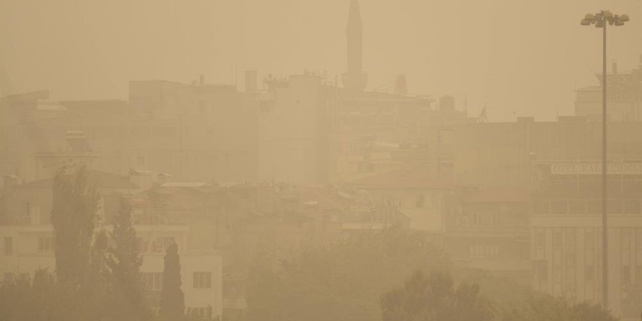 Meteoroloji uyardı: Suriye’den Türkiye’ye toz fırtınası gelecek