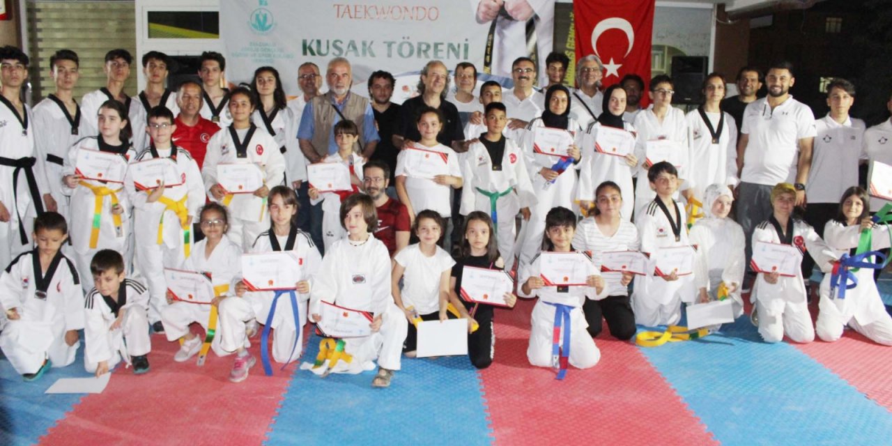 Selçuklu Diriliş Gençliğinde Taekwondo sertifika töreni