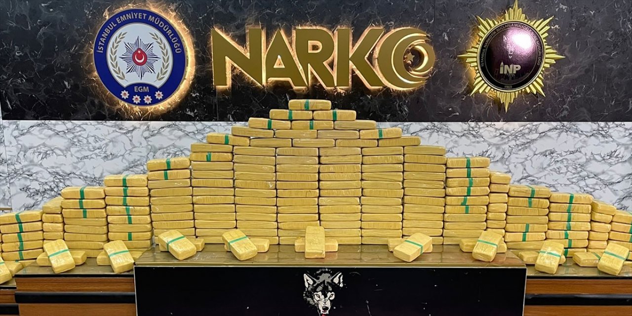 Zehir tacirlerine darbe! 121 kilo eroin ele geçirildi