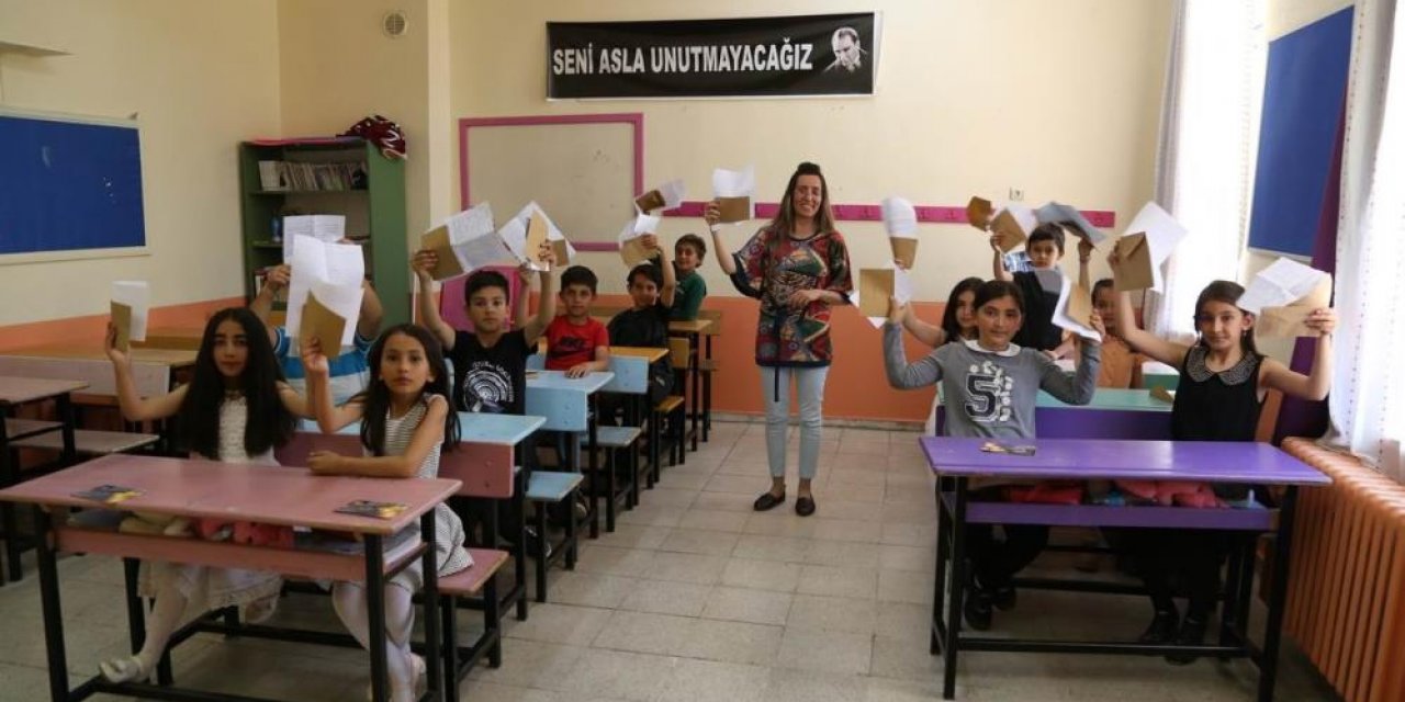 Kahraman askerlerimizden Konya’daki öğrencilerin mektubuna cevap geldi