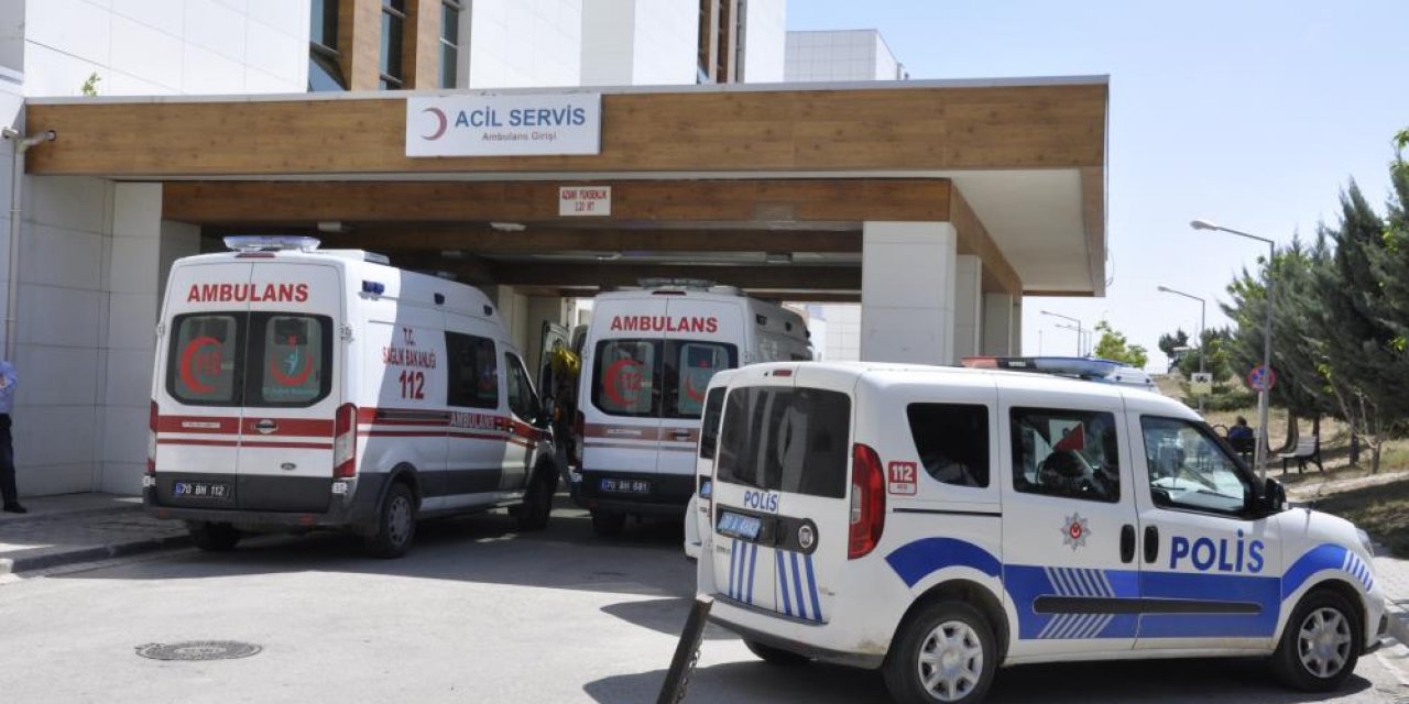 Öğrenci servisi otomobille çarpıştı! 12’si öğrenci 13 yaralı var