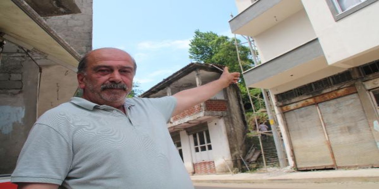 Görenler dönüp bir kez daha bakıyor! Dairenin balkonu var ama kapısı yok