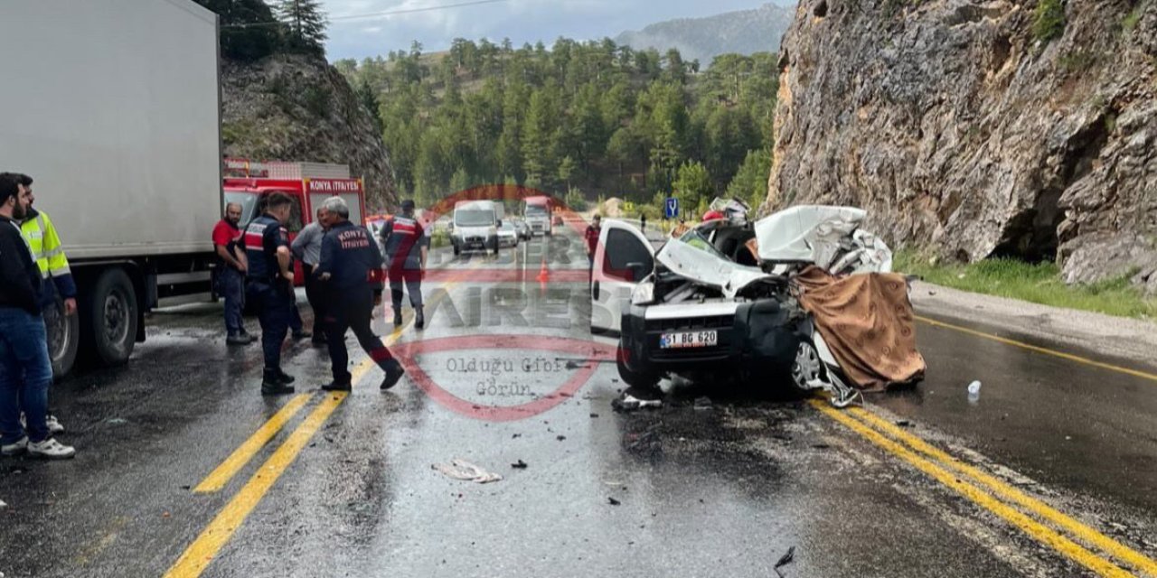 Son Dakika: Konya'da 3 araç çarpıştı: 1 ölü, 1 yaralı