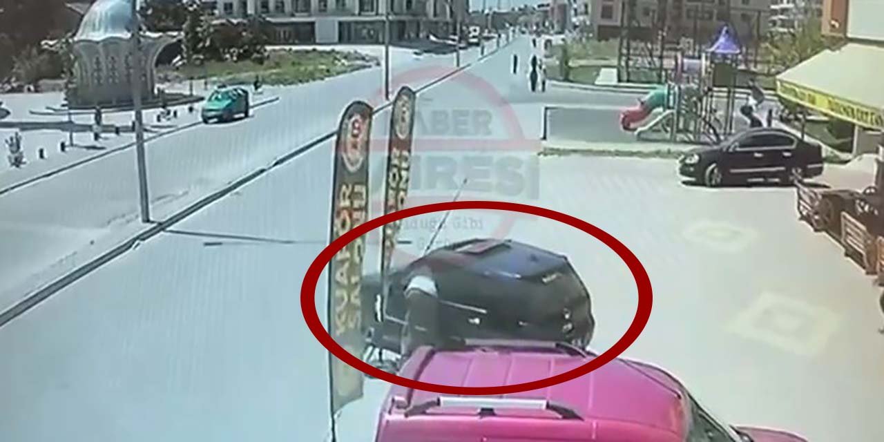 Konya’da el freni çekilmeyen otomobil yola çıktı, yaşananlar kameraya yansıdı