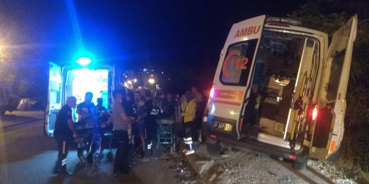 Trafik kazasına giden ambulanslar çarpıştı: 3 yaralı