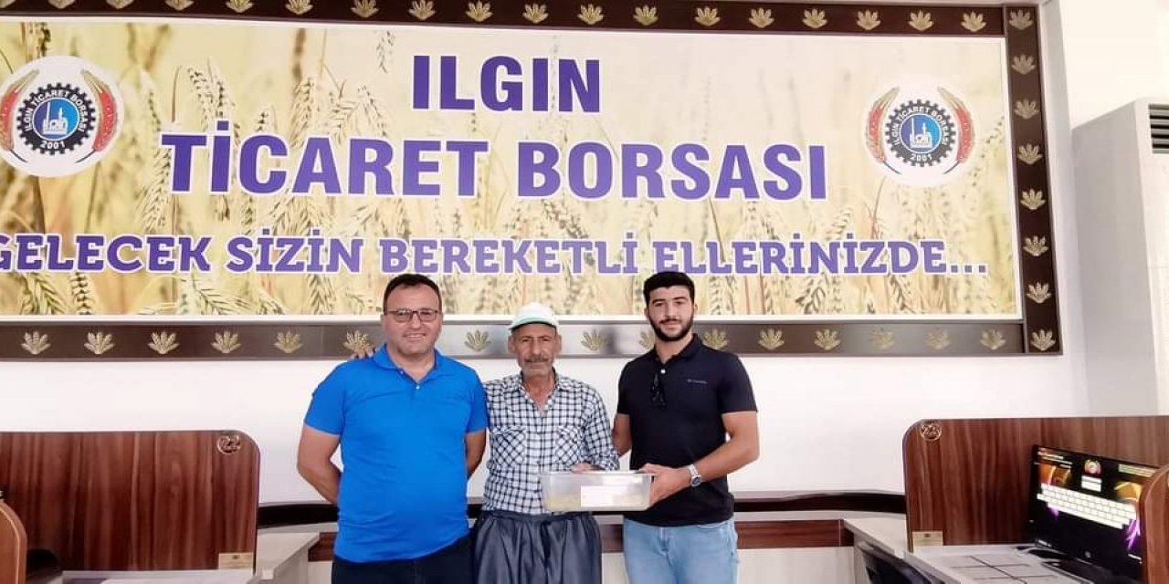 Ilgın’da 2022 yılının ilk arpa hasadı yapıldı