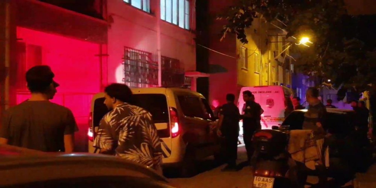 Yengesinin üzerine kuma getirmek isteyen ağabeyini bıçakladı