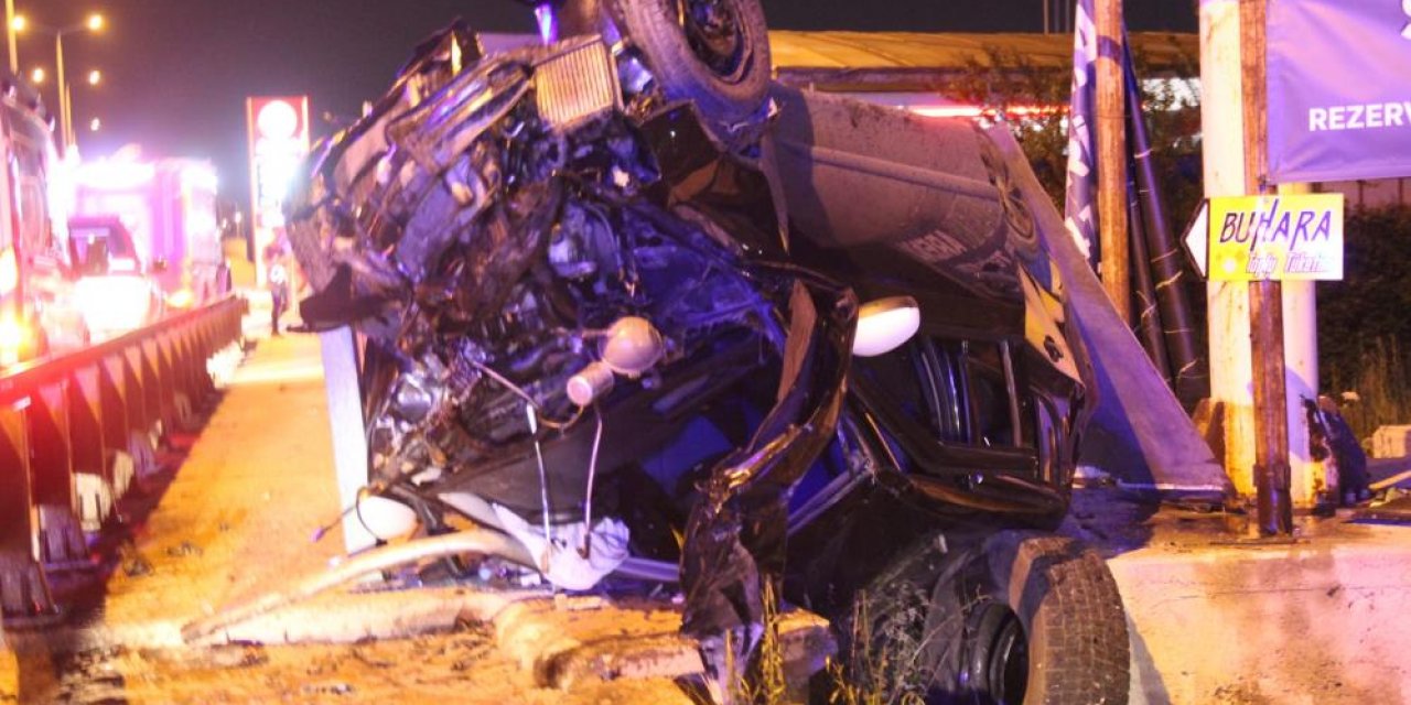 Takla atan otomobil hurdaya döndü: 1’i ağır 4 yaralı