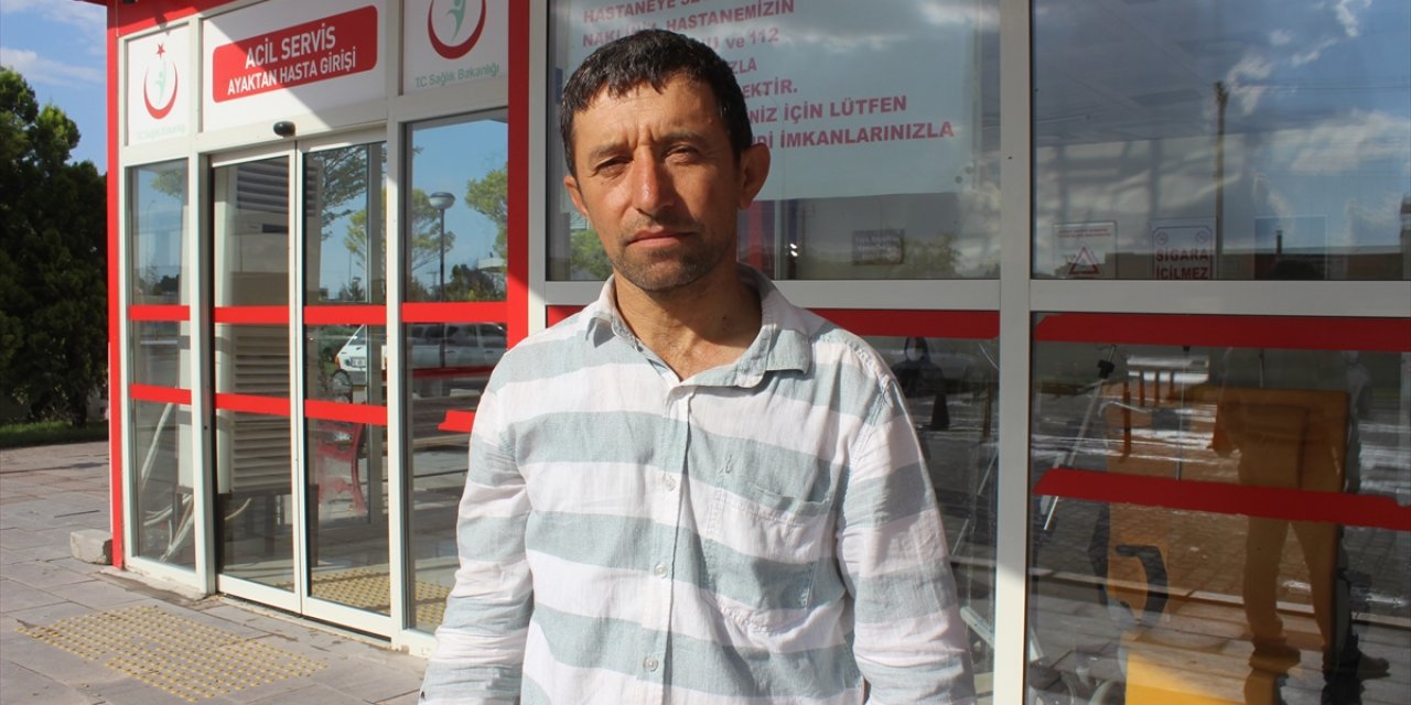 Konya’da biçerdöver işçisinin boğazına kene yapıştı