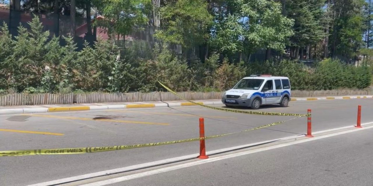 Yan bakma kavgası kanlı bitti: 2 ölü, 1 yaralı