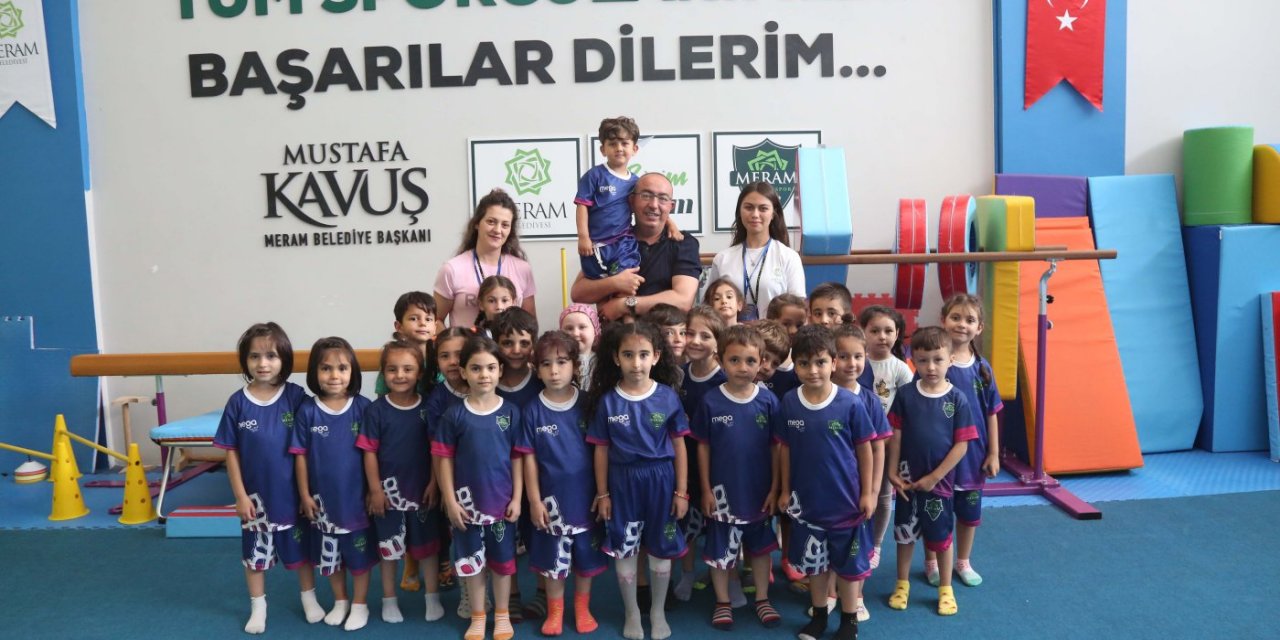 Başkan Kavuş, Yaz Spor Okulu öğrencileriyle buluştu