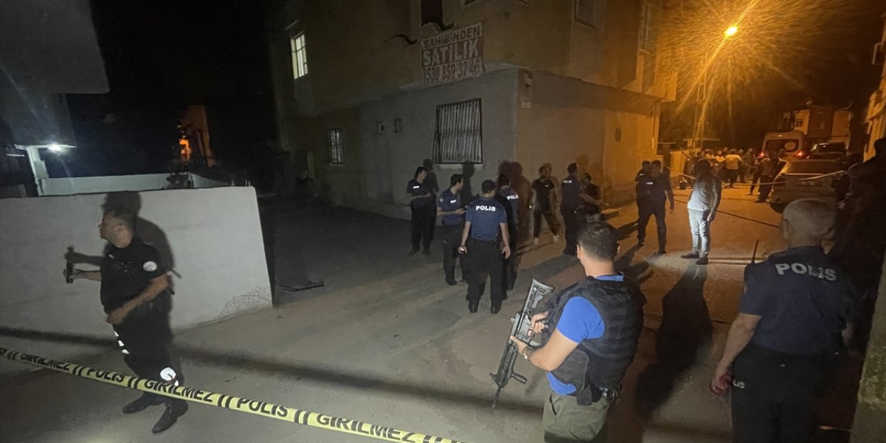 Çocukların kavgasına büyükler karıştı: 2'si ağır 6 yaralı