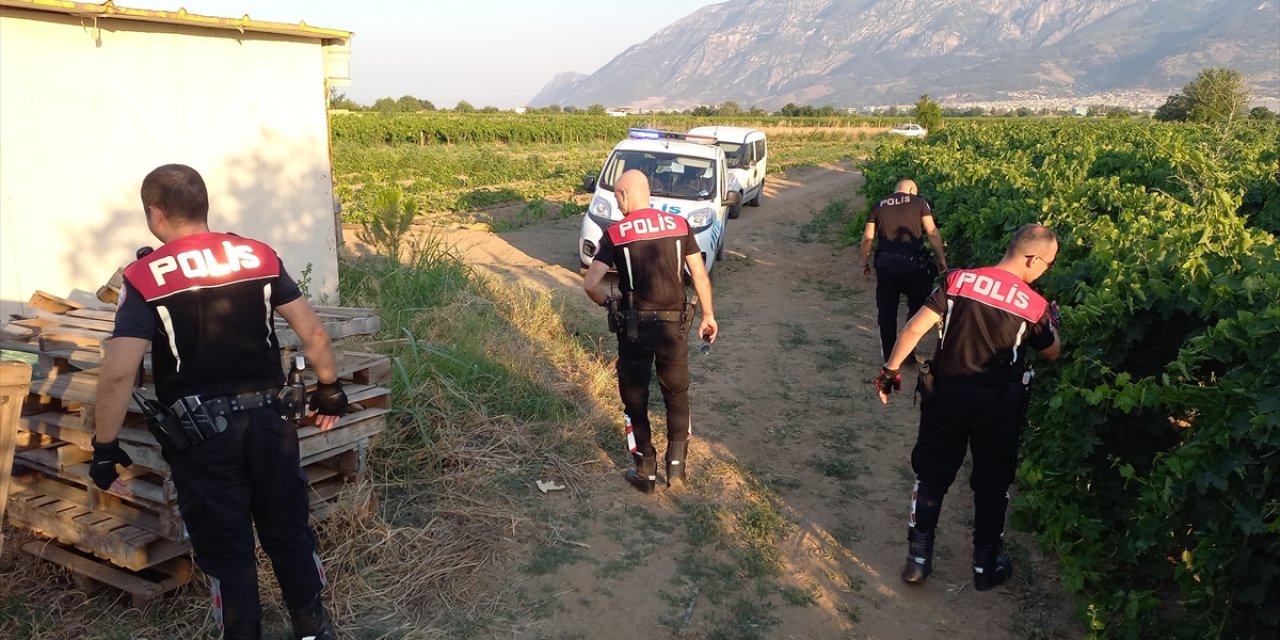 Üzüm bağında silahlı kavga: 1 ölü, 2 yaralı