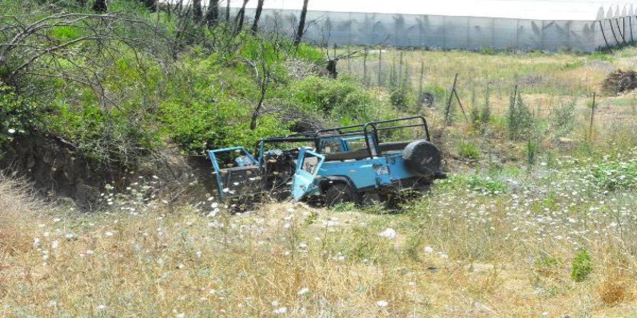 Safari cipi uçuruma yuvarlandı: 2 ölü, 8 yaralı var