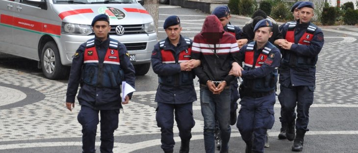 Konya'da hırsızların çaldığı kapı hurdacıda çıktı