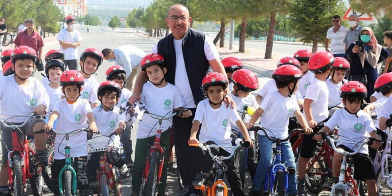 Meram'ın mahallelerinde ödüllü bisiklet yarışı heyecanı