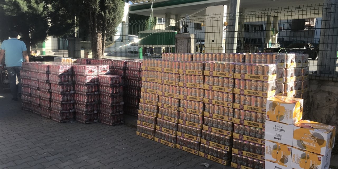 Konya'da bir TIR’dan 9 bin 500 şişe içki çalındı