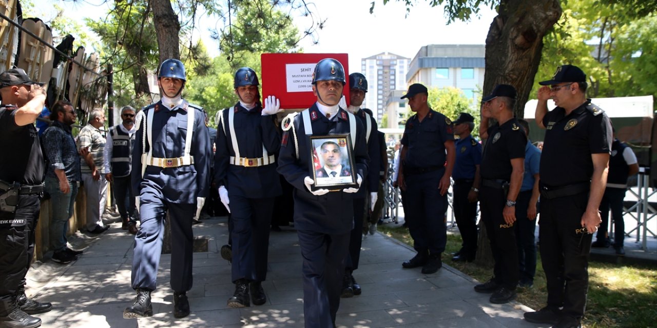 Şehit Mustafa Bozkurt, memleketi Kayseri'de son yolculuğuna uğurlandı