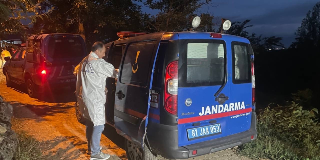 Tarlada çalışan aileye silahlı saldırı: 3 ölü! Yardıma gelenleri de hedef aldılar