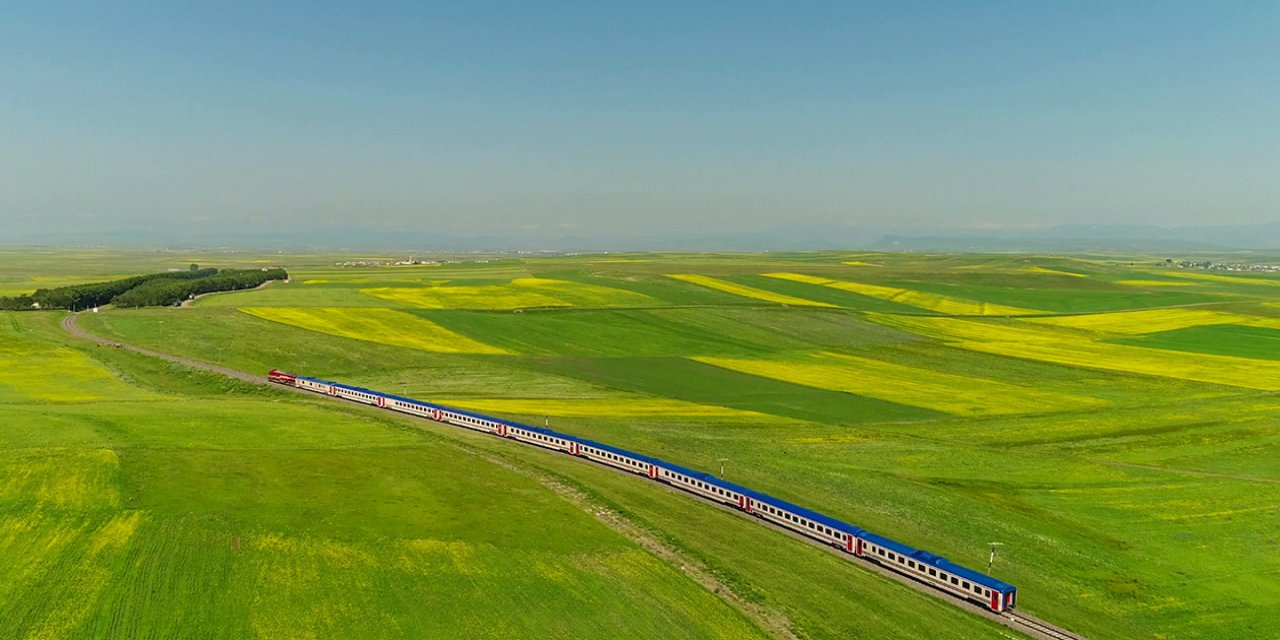 Doğu Ekspresi 6 ayda 215 bin yolcuyu ağırladı