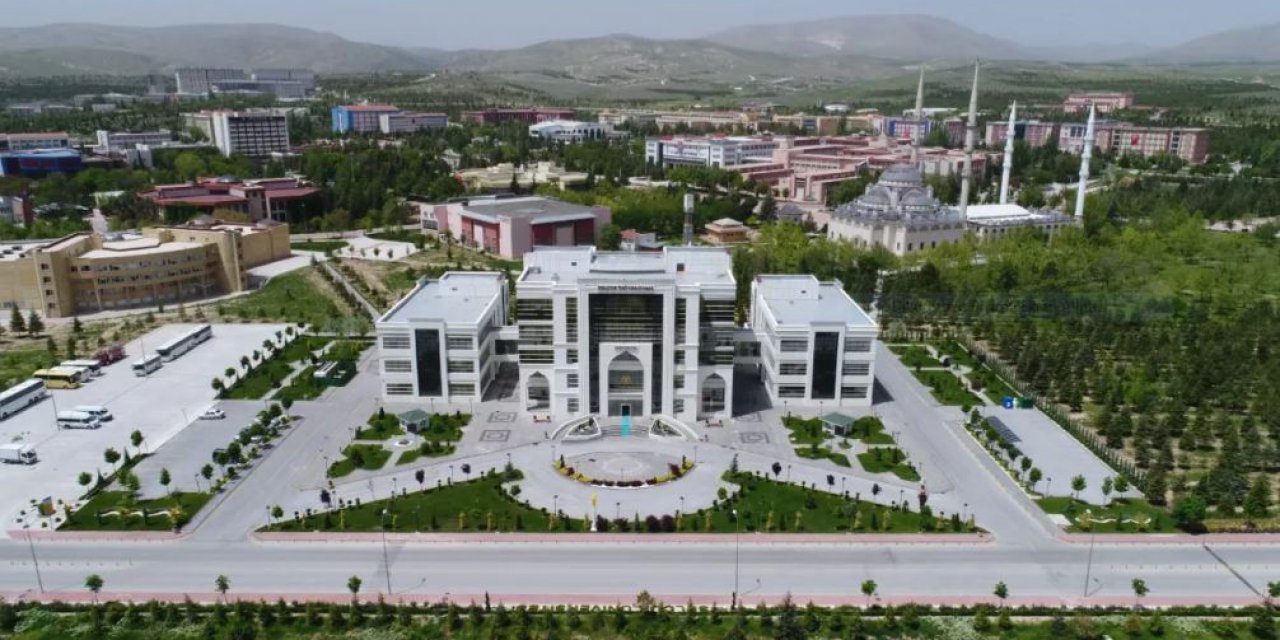 Konya Selçuk Üniversitesi 31 Sözleşmeli Personel alımı yapıyor I TIKLA BAŞVUR