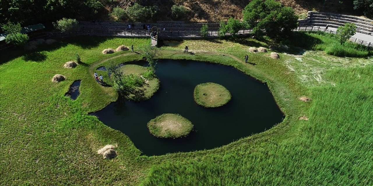 “Yüzen adalar” 6 ayda 20 bin kişiyi ağırladı
