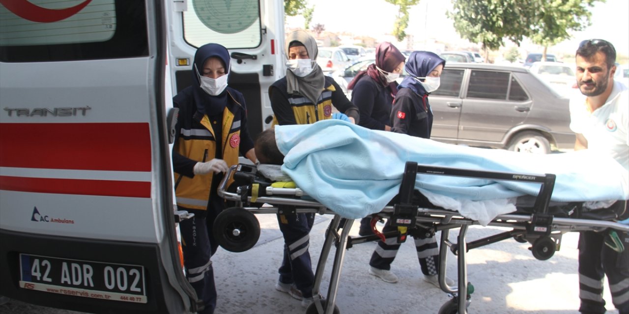 Konya’da bir esnaf tartıştığı kişi tarafından bıçaklandı