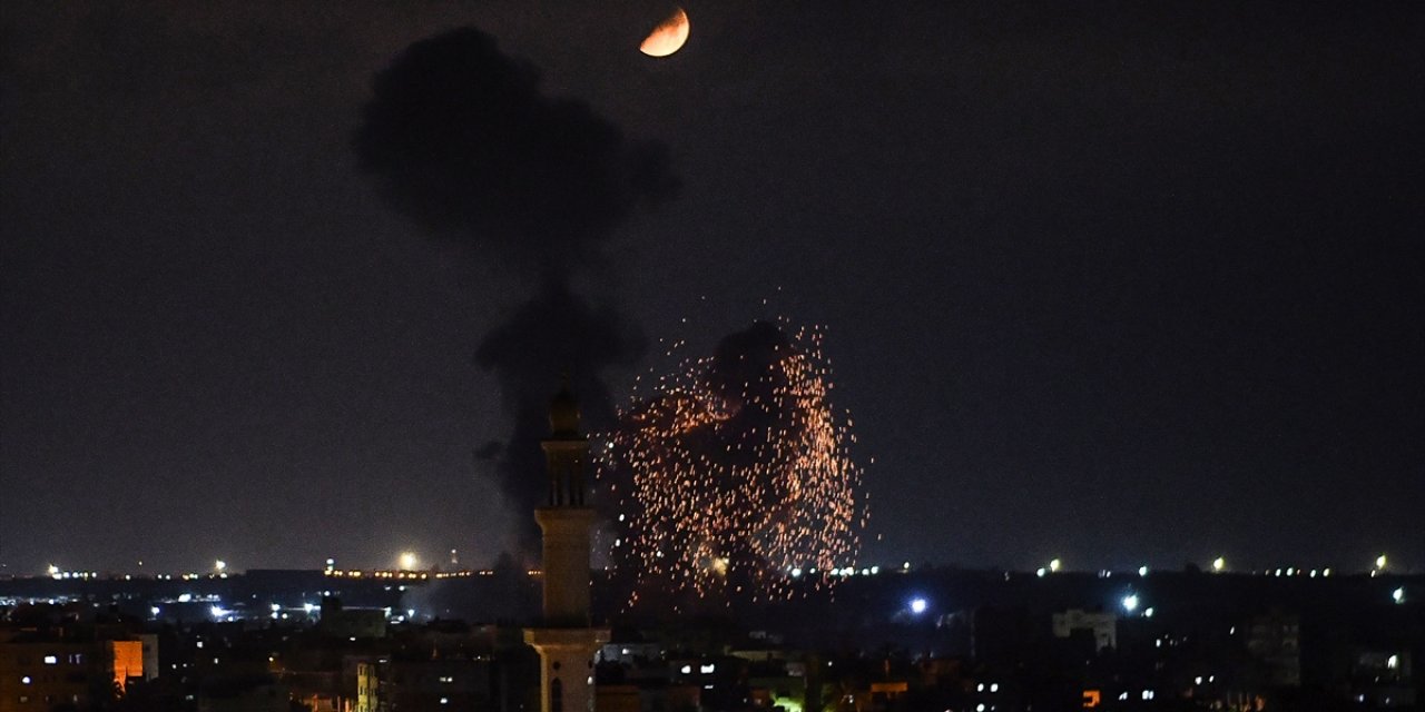 Dışişleri Bakanlığı, İsrail'in Gazze'ye yönelik hava saldırılarını şiddetle kınadı