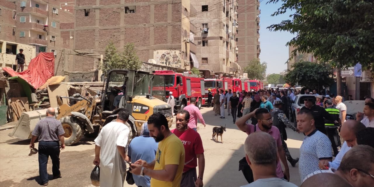 Mısır'da kilise yangınında 41 kişi öldü