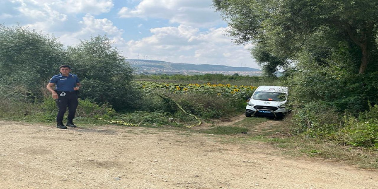 Sulama için tarlasına giden çiftçi, ceset buldu