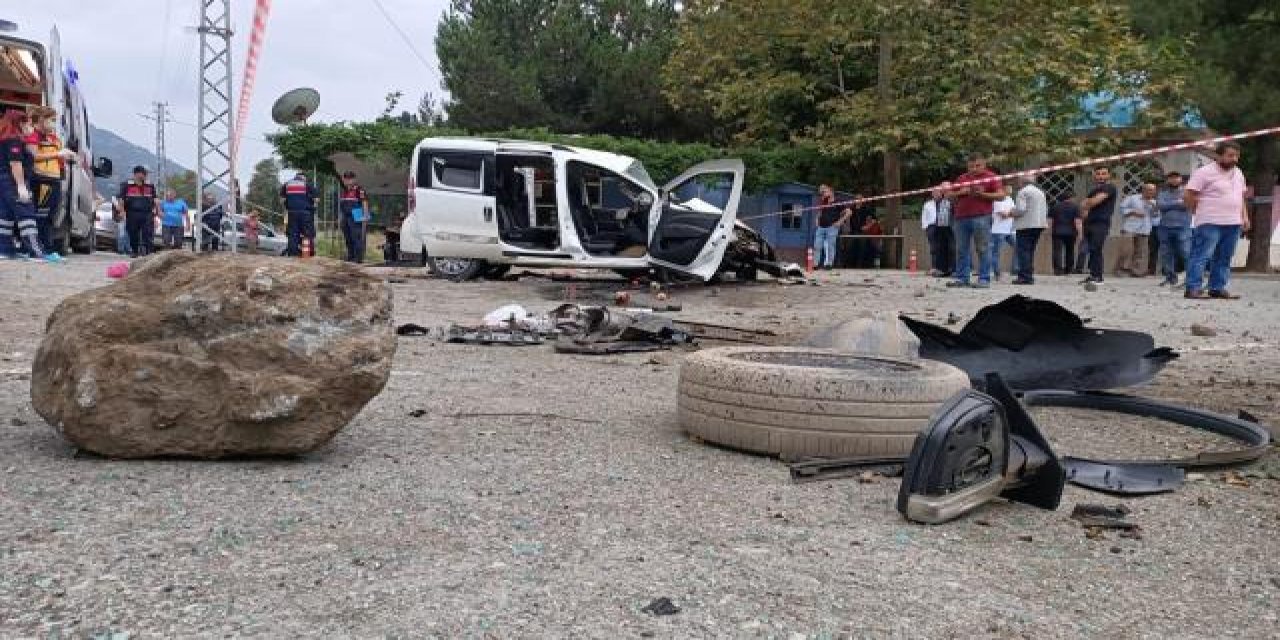 4 gün önce evlenen çifti trafik kazası ayırdı