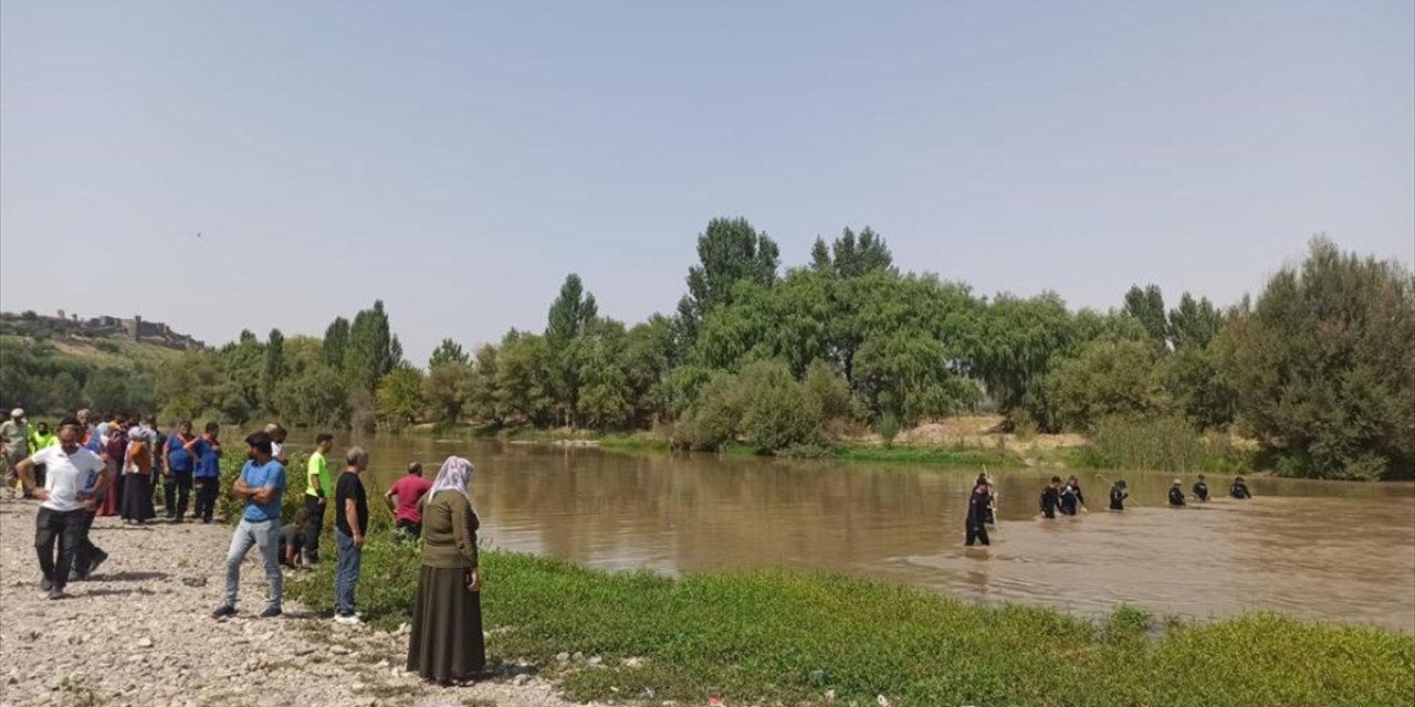 Nehre düşen 10 yaşındaki çocuğun cesedine ulaşıldı