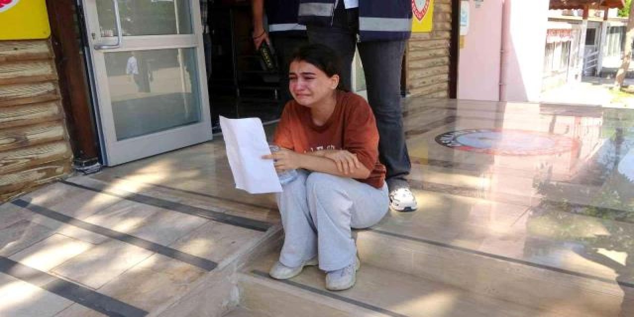Polise verdiği cevapla Türkiye'yi ağlatan genç kız üniversiteyi kazandı