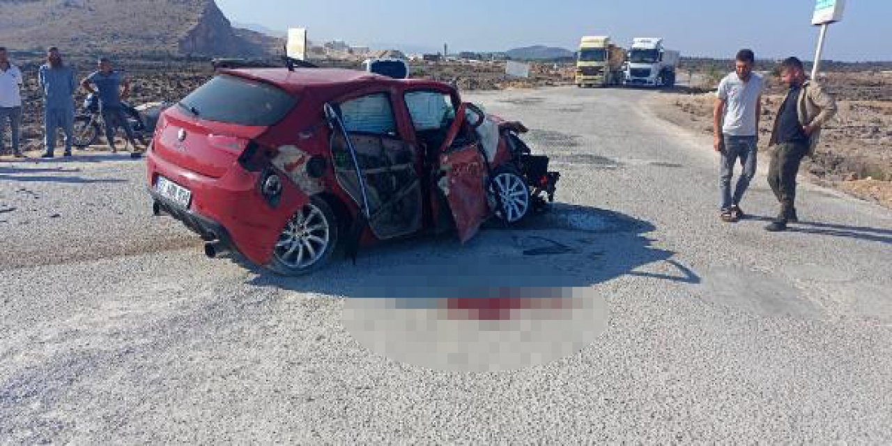 Hafriyat TIR’ı ile otomobil çarpıştı: 1 ölü, 1 yaralı