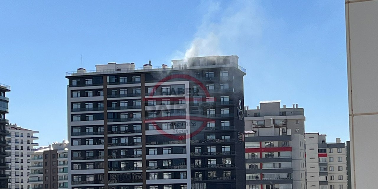 Son Dakika: Konya’da 15 katlı binanın çatısında yangın