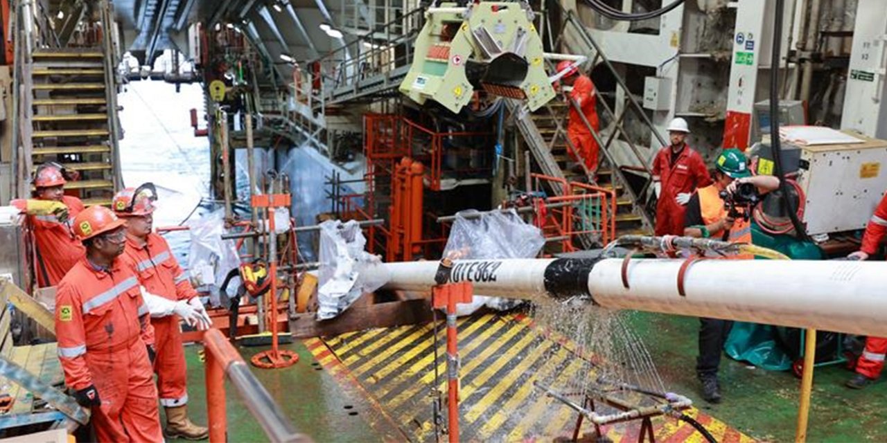 Karadeniz gazını karaya taşıyacak boru hattının büyük bölümü tamamlandı