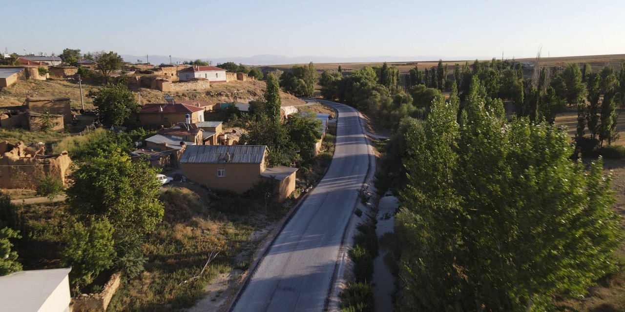 Konya’da bir ilçeye 34 milyon lira harcanarak 47 kilometre yol yapıldı